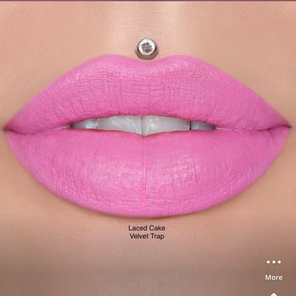 Jeffree Star Laced Cake Velvet Trap Lipstick